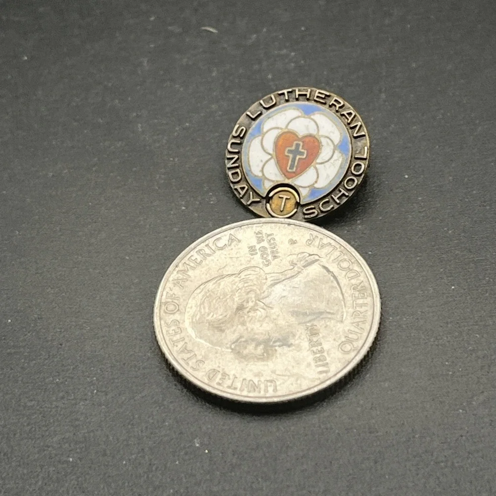 Vintage Sunday‎ Lutheran School Lapel Hat Pin